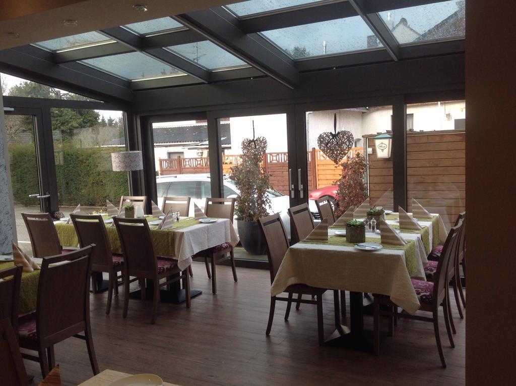 Hotel Restaurant Haus Odendahl Cologne Extérieur photo